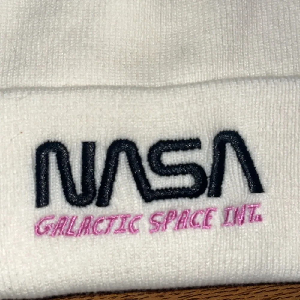 NASA White Beanie - Picture 2 of 3